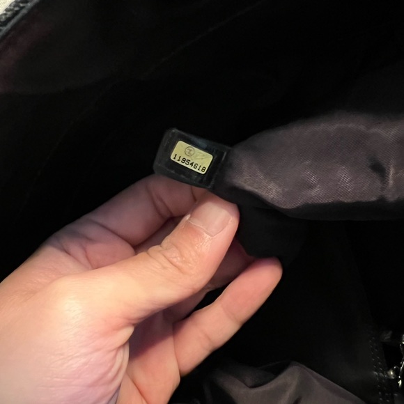 Excellent Condition Authentic Chanel Biarritz Tote with pouch - Picture 11 of 13